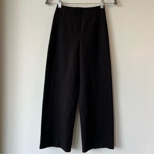Lululemon Stretch Knit Straight-Leg Pull-On Pant Sz. 0 Black Cropped 7/8 LW5GLBS
